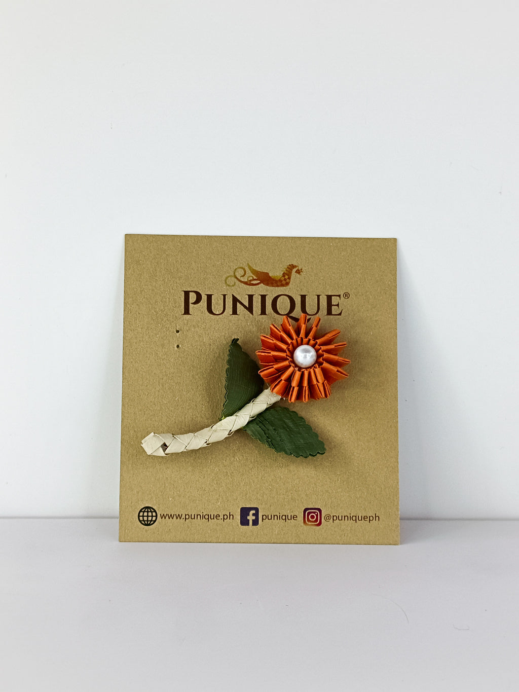 Araw Brooch Magnet