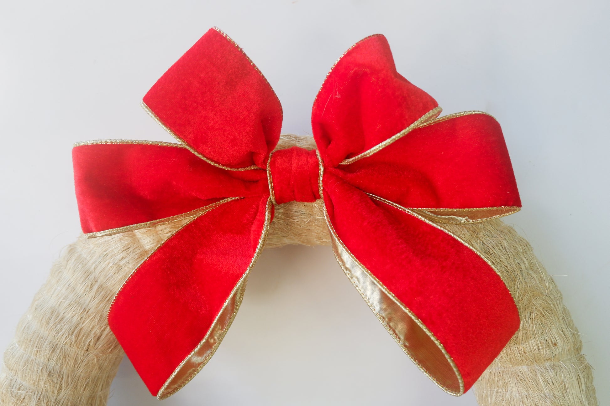 Christmas gift wreath