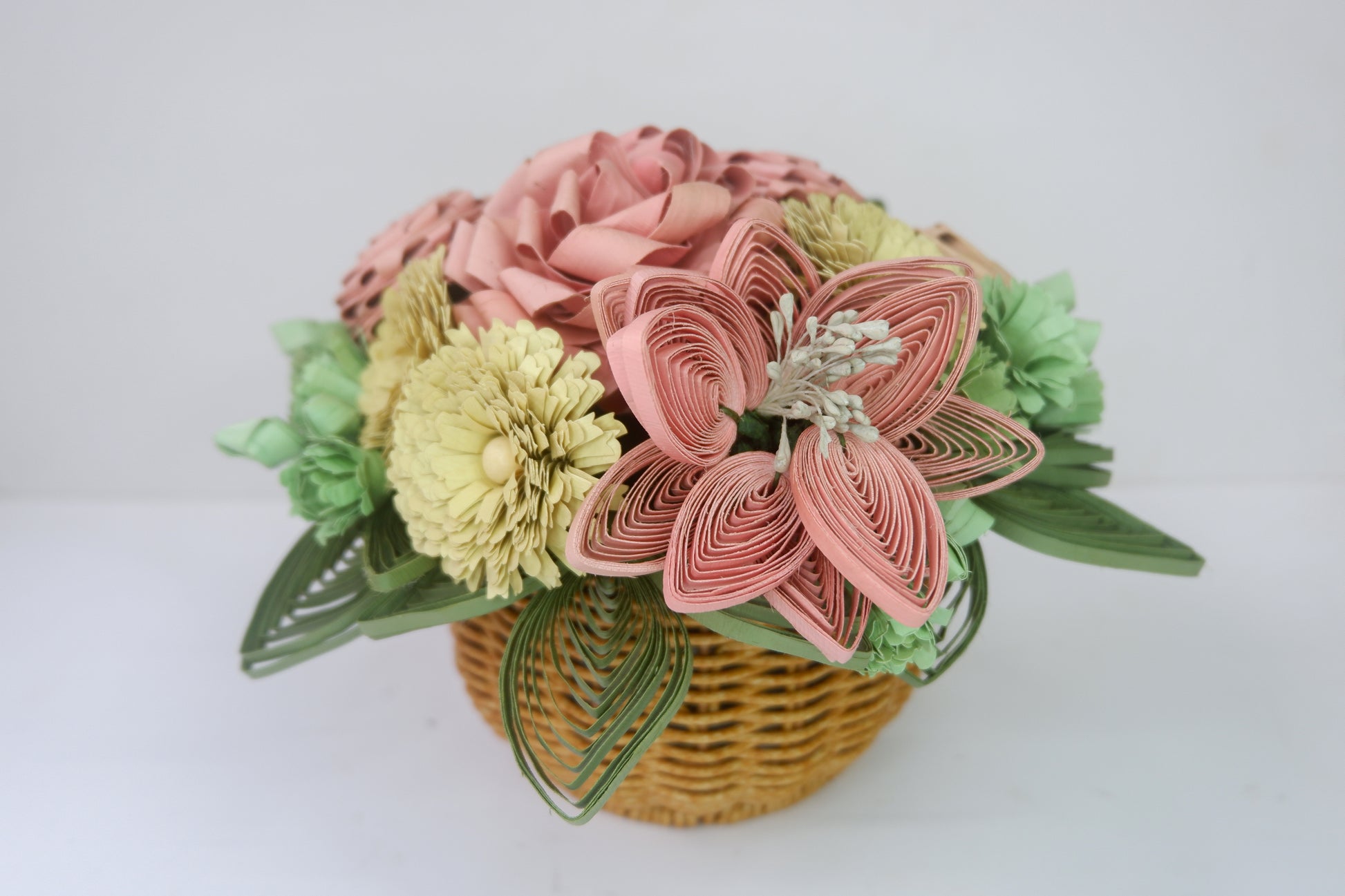 Mayumi - Pastel flower in a basket