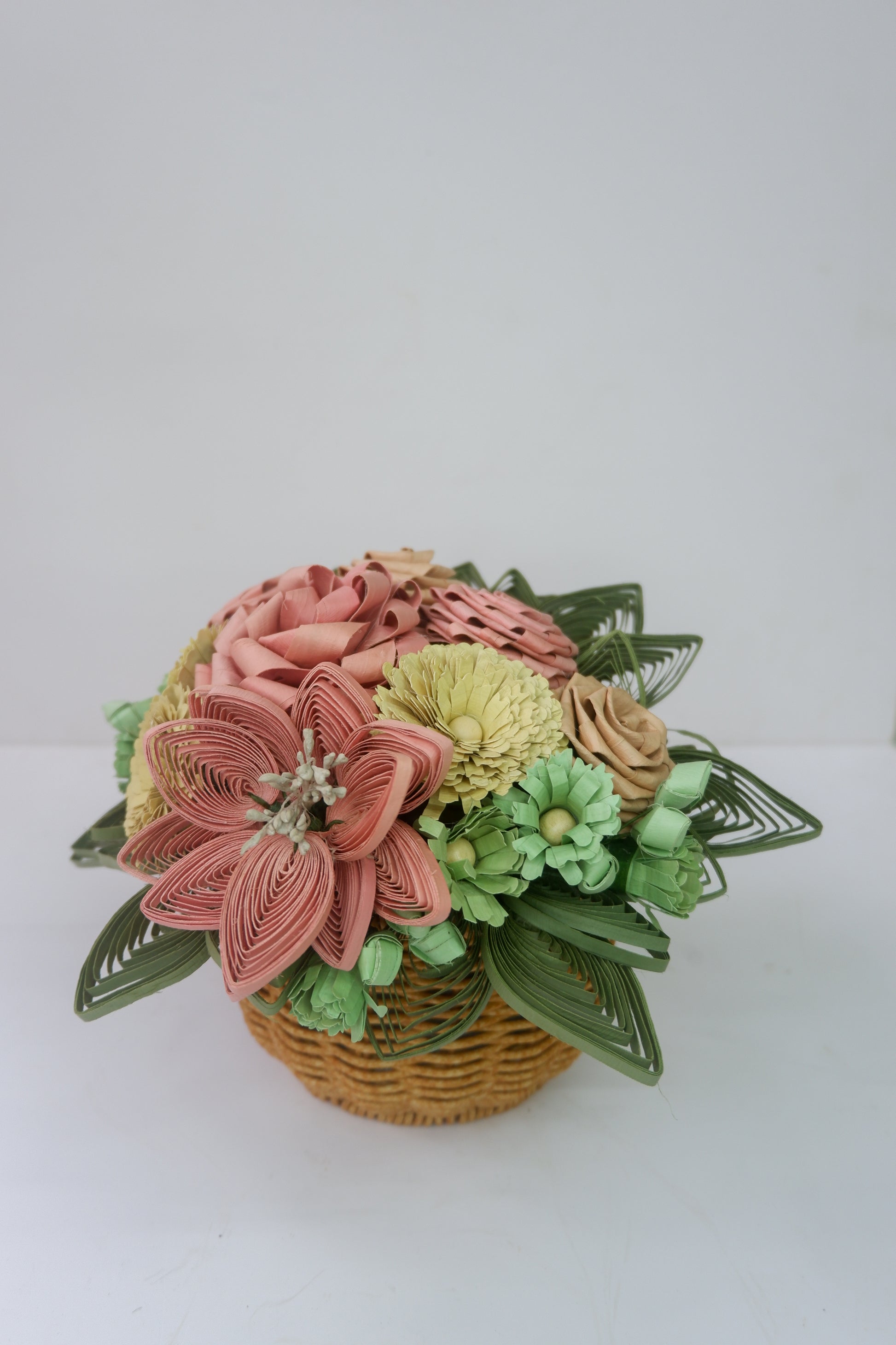 Mayumi - Pastel flower in a basket