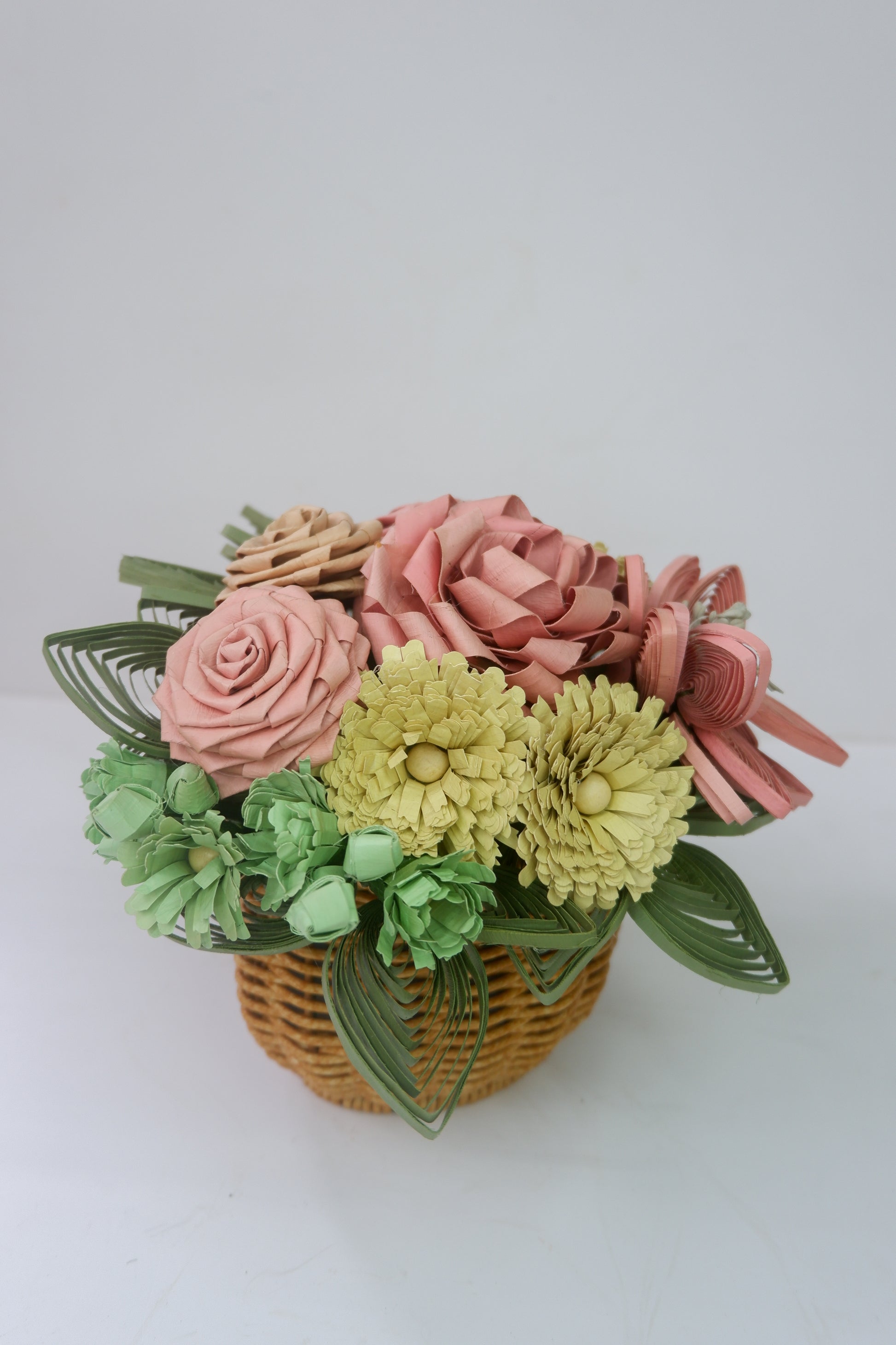 Mayumi - Pastel flower in a basket