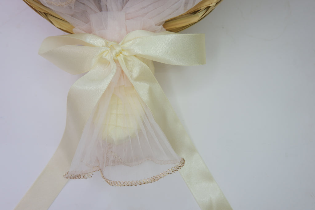 Marikit - abaniko bouquet with blush pink roses